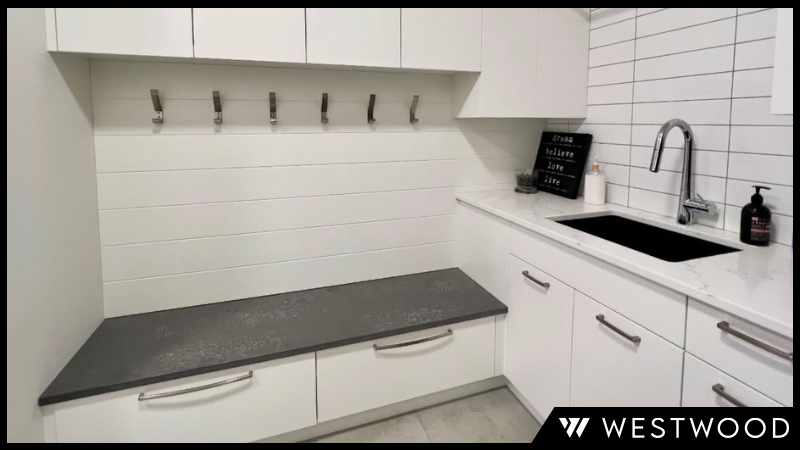 Where Chores Meet Convenience: A Designer Look at the Ultimate Laundry & Mudroom Combo